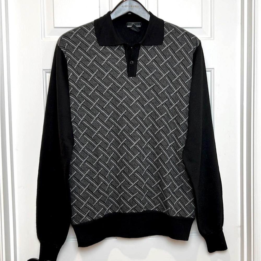 Cheresken 2 Button Collared Sweater Size XL Black with Basket Weave Grey Pattern